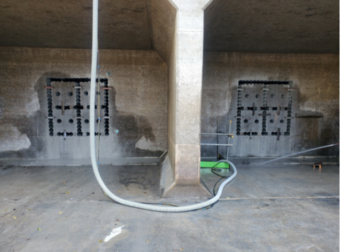 土木施設内壁開口設置工事（コアボーリング）