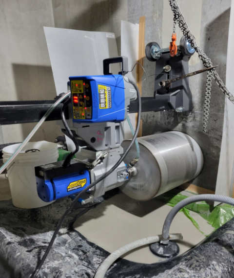 設備配管用コアボーリング工事